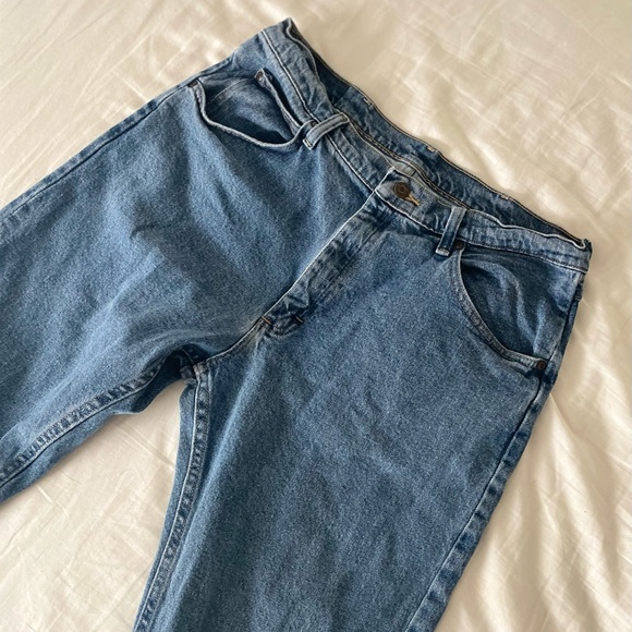 WRANGLER Five Star Premium Denim Flex for Comfort Regular Fit in Dusk Blue 34x32 - Picture 2 of 7